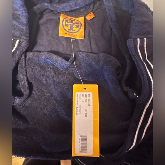 Tory Burch - Picture 5 of 8